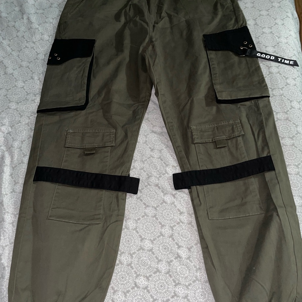 Fashion Nova Cargo/Utility pants